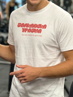 Модел с regular fit тениска „Балканска Травма“